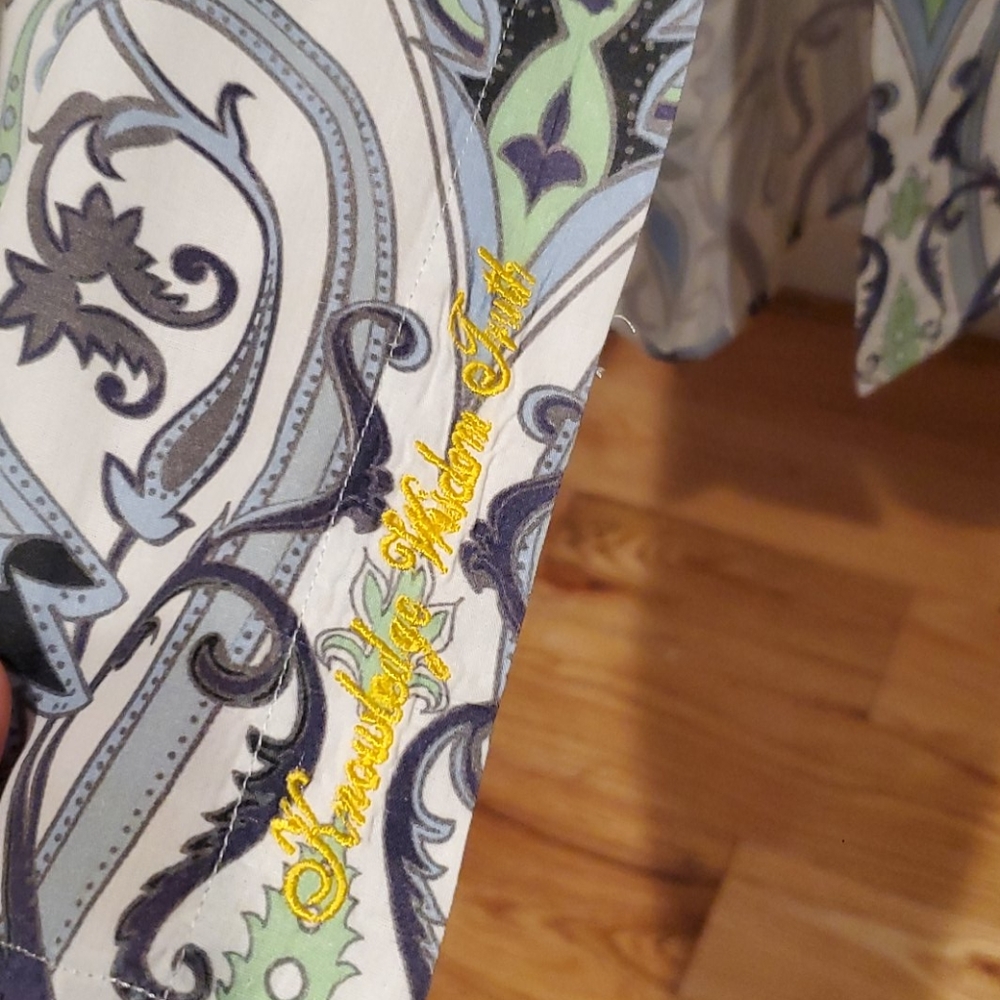 Robert Graham Exclusive! - Picture 4 of 4